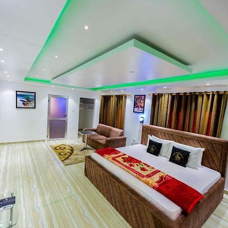 Dansoman Nap Apartment Hotel מראה חיצוני תמונה