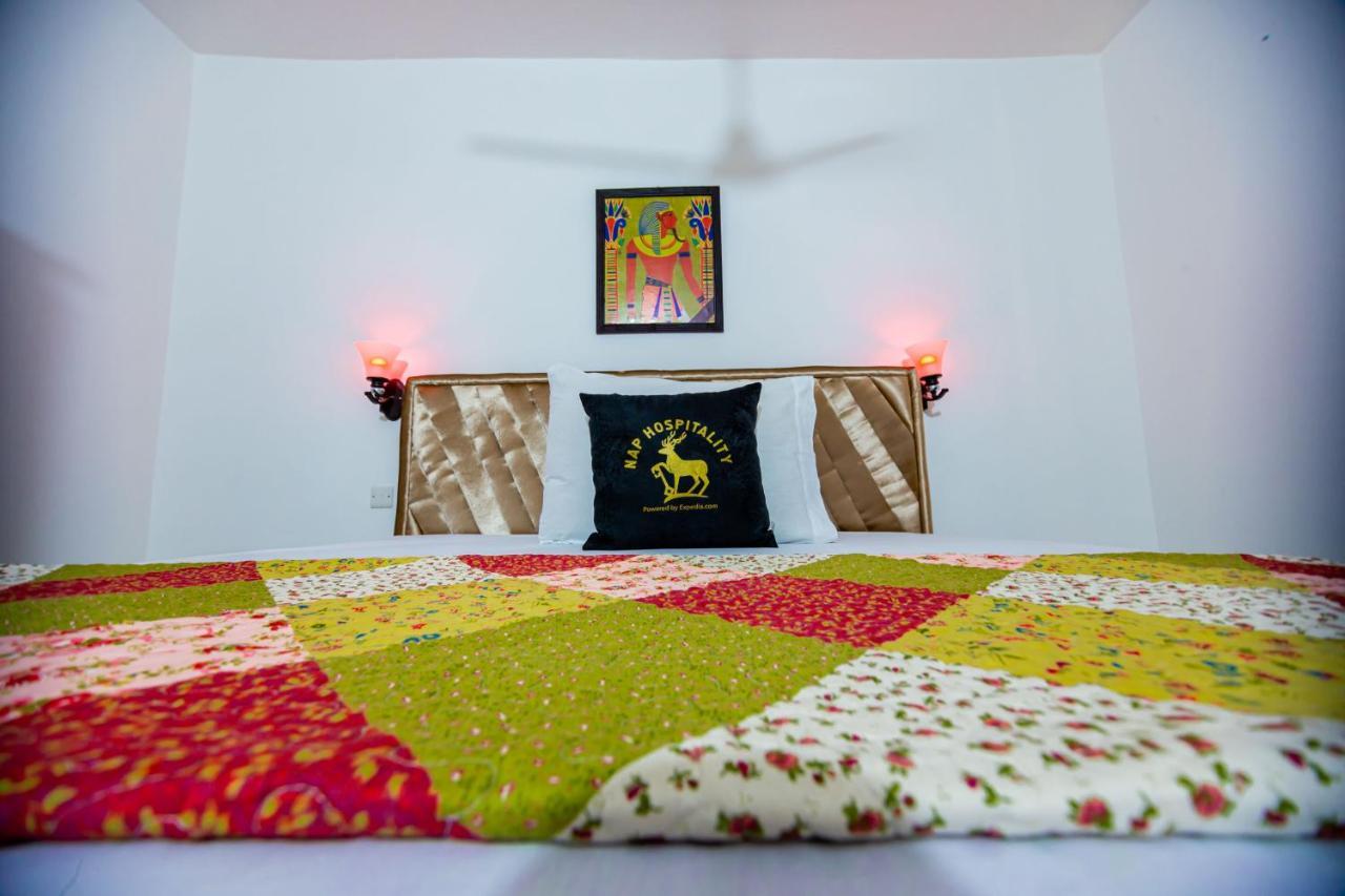 Dansoman Nap Apartment Hotel מראה חיצוני תמונה