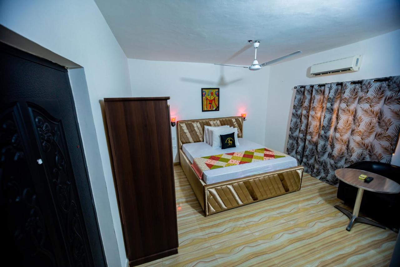 Dansoman Nap Apartment Hotel מראה חיצוני תמונה