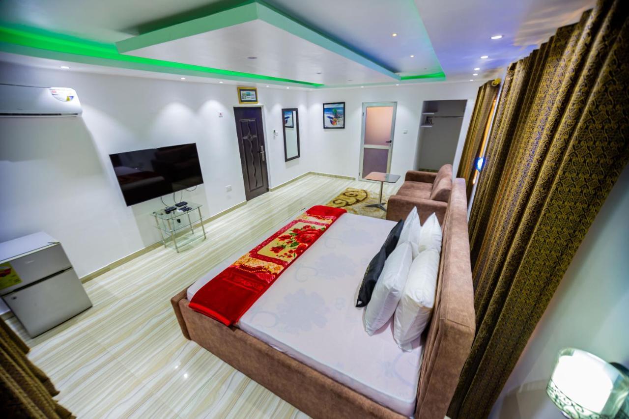 Dansoman Nap Apartment Hotel מראה חיצוני תמונה